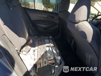 Zdjęcie 10 z 12 samochodu: 2022 TOYOTA COROLLA LE VIN:JTDEAMDE1NJ040749 - miniatura