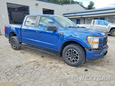 Czwarte zdjęcie samochodu z boku: 2022 FORD F150 SUPERCREW VIN:1FTFW1E53NFC28341 - miniatura