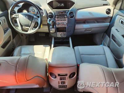 Zdjęcie 8 z 13 samochodu: 2015 HONDA PILOT TOURING VIN:5FNYF3H90FB022757 - miniatura