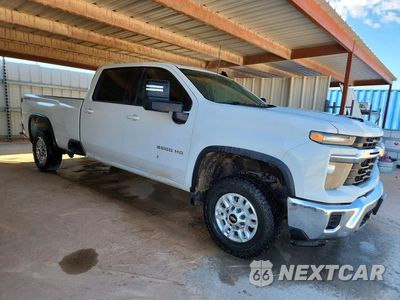 Czwarte zdjęcie samochodu z boku: 2024 CHEVROLET SILVERADO K2500 HEAVY DUTY LT VIN:1GC1YNE73RF102287 - miniatura