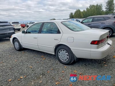 Drugie zdjęcie samochodu z przodu: 1999 TOYOTA CAMRY LE VIN:4T1BG22K6XU391670 - miniatura