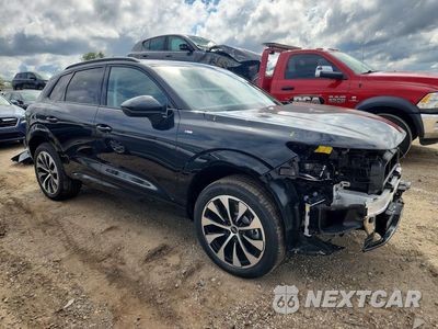 Czwarte zdjęcie samochodu z boku: 2026 AUDI Q3 S-LINE VIN:WA1ABCFJ9T1071982 - miniatura