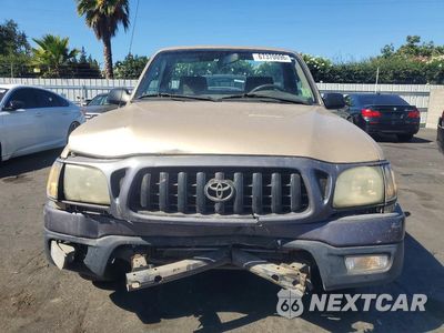 Piąte zdjęcie samochodu w środku: 2001 TOYOTA TACOMA BASE VIN:5TENL42NX1Z865685 - miniatura