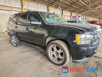 Czwarte zdjęcie samochodu z boku: 2007 CHEVROLET TAHOE K1500 VIN:1GNFK13097R301952 - miniatura