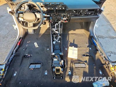 Zdjęcie 8 z 12 samochodu: 2025 HYUNDAI IONIQ 6 SE VIN:KMHM24AA4SA117499 - miniatura