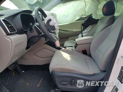 Zdjęcie 7 z 12 samochodu: 2020 HYUNDAI TUCSON VALUE VIN:KM8J3CA48LU195580 - miniatura