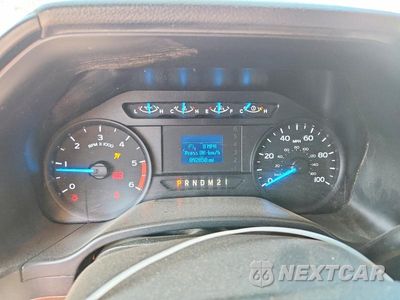 Zdjęcie 9 z 12 samochodu: 2017 FORD F550 SUPER DUTY DUMP TRUCK VIN:1FDUF5HY3HEE46256 - miniatura