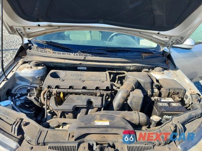Zdjęcie 11 z 12 samochodu: 2011 KIA FORTE EX VIN:KNAFU4A27B5436160 - miniatura