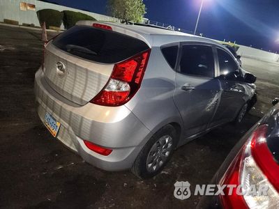 Trzecie zdjęcie samochodu z tyłu: 2017 HYUNDAI ACCENT SE VIN:KMHCT5AE7HU348373 - miniatura