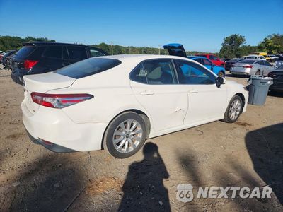 Trzecie zdjęcie samochodu z tyłu: 2018 TOYOTA CAMRY LE VIN:JTNB11HKXJ3017773 - miniatura