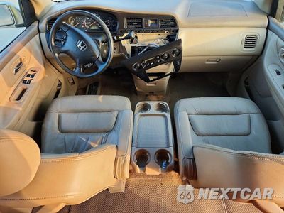 Zdjęcie 8 z 14 samochodu: 2002 HONDA ODYSSEY EXL VIN:5FNRL18992B011851 - miniatura