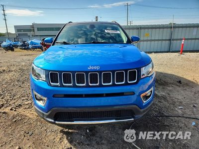 Piąte zdjęcie samochodu w środku: 2019 JEEP COMPASS LIMITED VIN:3C4NJDCB2KT742218 - miniatura
