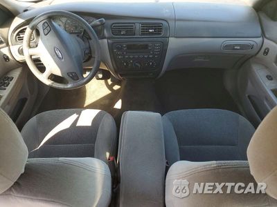 Zdjęcie 8 z 12 samochodu: 2001 FORD TAURUS SE VIN:1FAFP53U11G237709 - miniatura