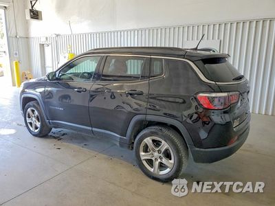 Drugie zdjęcie samochodu z przodu: 2024 JEEP COMPASS LATITUDE VIN:3C4NJDBN1RT607852 - miniatura