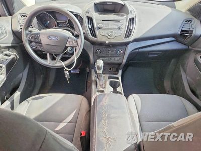 Zdjęcie 8 z 13 samochodu: 2017 FORD ESCAPE S VIN:1FMCU0F79HUA69288 - miniatura