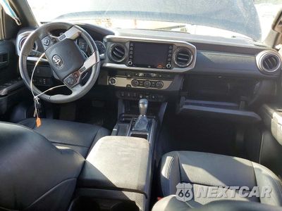 Zdjęcie 8 z 14 samochodu: 2022 TOYOTA TACOMA LIMITED VIN:3TMEZ5CN4NM172732 - miniatura