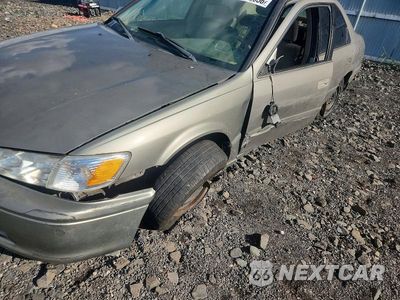 Zdjęcie 9 z 10 samochodu: 2001 TOYOTA CAMRY LE VIN:4T1BG22K71U078358 - miniatura