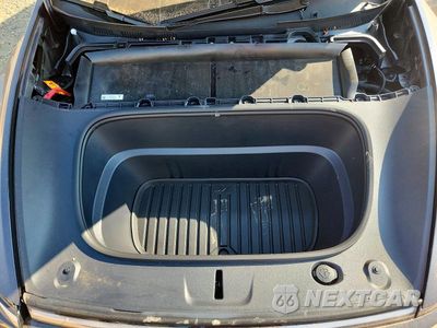 Zdjęcie 12 z 14 samochodu: 2026 TESLA MODEL Y VIN:7SAYGDEE5TA584203 - miniatura