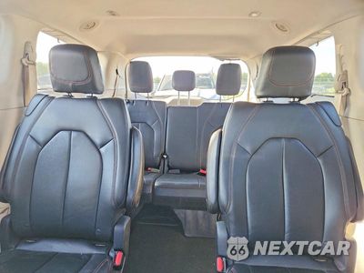 Zdjęcie 10 z 13 samochodu: 2017 CHRYSLER PACIFICA TOURING L VIN:2C4RC1BG6HR510059 - miniatura
