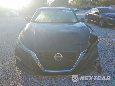 Piąte zdjęcie samochodu w środku: 2019 NISSAN ALTIMA PLATINUM VIN:1N4BL4FV8KC110909 - miniatura