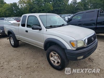 Czwarte zdjęcie samochodu z boku: 2004 TOYOTA TACOMA BASE VIN:5TEWM72N04Z395531 - miniatura
