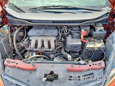Zdjęcie 11 z 12 samochodu: 2012 HONDA FIT SPORT VIN:JHMGE8H53CC012806 - miniatura