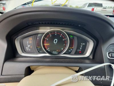 Zdjęcie 9 z 12 samochodu: 2015 VOLVO XC60 T5 PLATINUM VIN:YV440MDM7F2649410 - miniatura
