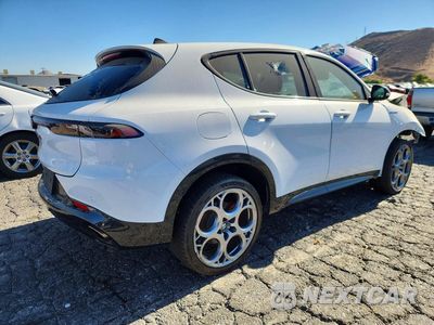 Trzecie zdjęcie samochodu z tyłu: 2024 ALFA ROMEO TONALE VELOCE VIN:ZASPATDW9R3047832 - miniatura
