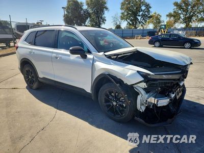 Czwarte zdjęcie samochodu z boku: 2025 HONDA CR-V SPORT-L VIN:7FARS6H85SE009963 - miniatura