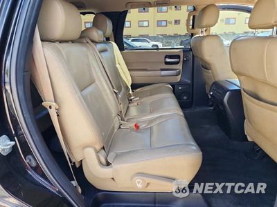 Zdjęcie 11 z 13 samochodu: 2012 TOYOTA SEQUOIA LIMITED VIN:5TDKY5G19CS039037 - miniatura