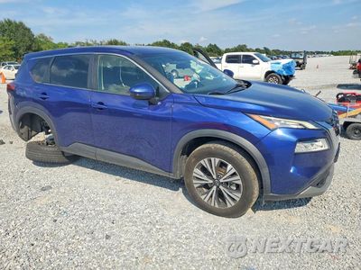 Czwarte zdjęcie samochodu z boku: 2023 NISSAN ROGUE SV VIN:5N1BT3BA4PC675751 - miniatura