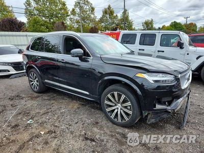 Czwarte zdjęcie samochodu z boku: 2024 VOLVO XC90 PLUS VIN:YV4L12PE0R1253265 - miniatura