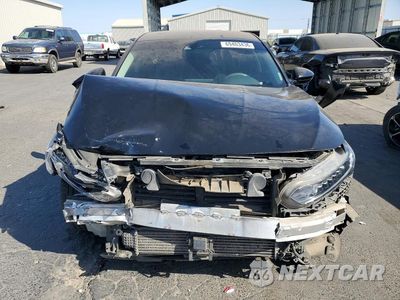 Piąte zdjęcie samochodu w środku: 2019 HONDA ACCORD EX VIN:1HGCV1F41KA115414 - miniatura