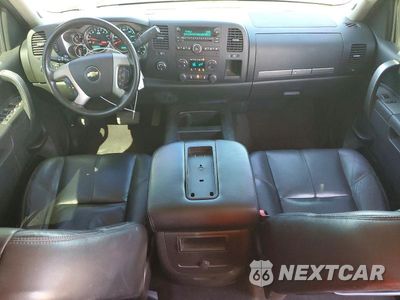 Zdjęcie 8 z 13 samochodu: 2013 CHEVROLET SILVERADO K1500 LT VIN:3GCPKSE70DG157412 - miniatura