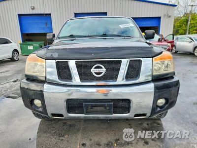 Piąte zdjęcie samochodu w środku: 2011 NISSAN TITAN SV VIN:1N6BA0CAXBN313103 - miniatura