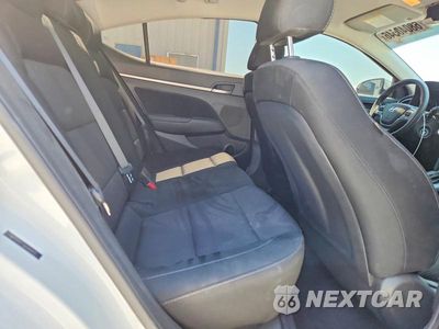 Zdjęcie 10 z 12 samochodu: 2018 HYUNDAI ELANTRA SEL VIN:5NPD84LF3JH342872 - miniatura