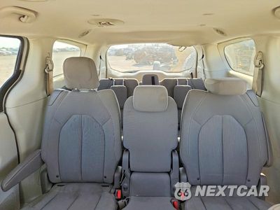 Zdjęcie 10 z 13 samochodu: 2017 CHRYSLER PACIFICA TOURING VIN:2C4RC1DG0HR565796 - miniatura