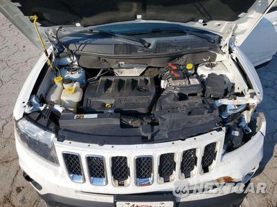 Zdjęcie 12 z 13 samochodu: 2015 JEEP COMPASS SPORT VIN:1C4NJDBBXFD416518 - miniatura