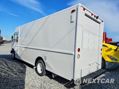 Drugie zdjęcie samochodu z przodu: 2002 FREIGHTLINER MT45 CHASSIS DELIVERY TRUCK VIN:4UZAANBW22CK57173 - miniatura