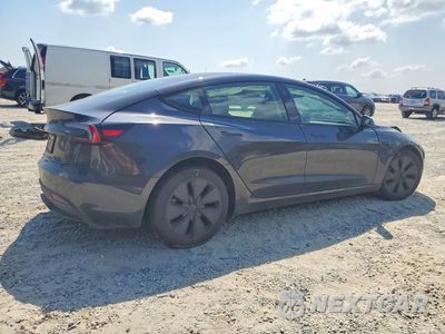 Trzecie zdjęcie samochodu z tyłu: 2025 TESLA MODEL 3 VIN:5YJ3E1EA0SF051668 - miniatura