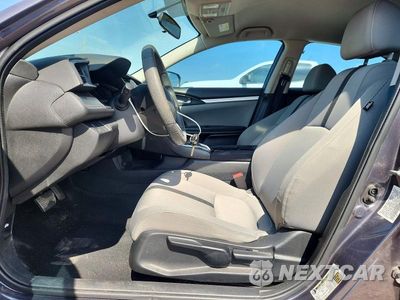 Zdjęcie 7 z 12 samochodu: 2016 HONDA CIVIC LX VIN:19XFC2F54GE055679 - miniatura