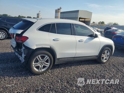 Trzecie zdjęcie samochodu z tyłu: 2021 MERCEDES-BENZ GLA 250 VIN:W1N4N4GB6MJ169918 - miniatura
