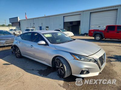 Czwarte zdjęcie samochodu z boku: 2019 NISSAN ALTIMA SL VIN:1N4BL4EV9KC195096 - miniatura