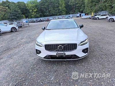 Piąte zdjęcie samochodu w środku: 2024 VOLVO S60 PLUS VIN:7JRL12TL4RG282645 - miniatura