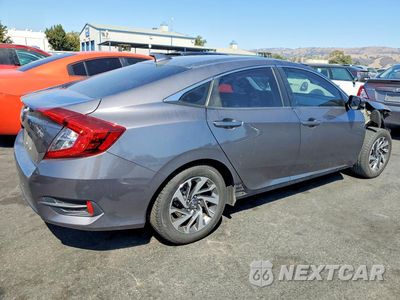 Trzecie zdjęcie samochodu z tyłu: 2018 HONDA CIVIC EX VIN:2HGFC2F7XJH513076 - miniatura