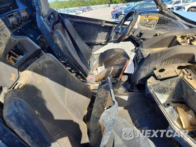 Piąte zdjęcie samochodu w środku: 2025 CAN-AM MAVERICK X3 UTILITY VEHICLE VIN:3JBVGAY41SE001427 - miniatura