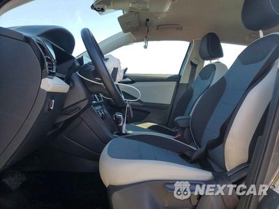 Zdjęcie 7 z 13 samochodu: 2025 VOLKSWAGEN TAOS S VIN:3VV5C7B29SM009186 - miniatura