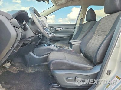 Zdjęcie 7 z 13 samochodu: 2019 NISSAN ROGUE SV VIN:5N1AT2MT5KC704896 - miniatura