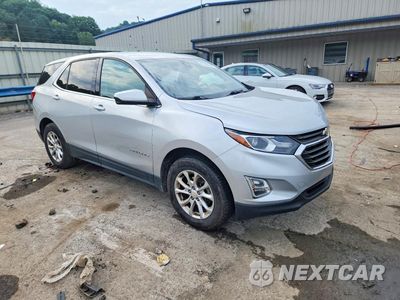 Czwarte zdjęcie samochodu z boku: 2020 CHEVROLET EQUINOX LT VIN:2GNAXTEV7L6203900 - miniatura