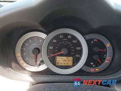 Zdjęcie 9 z 13 samochodu: 2007 TOYOTA RAV4 LIMITED VIN:JTMBD31V376029704 - miniatura